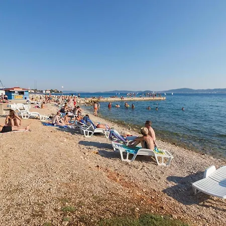 Vikendica Gorgeous In With Heated Swimming Pool